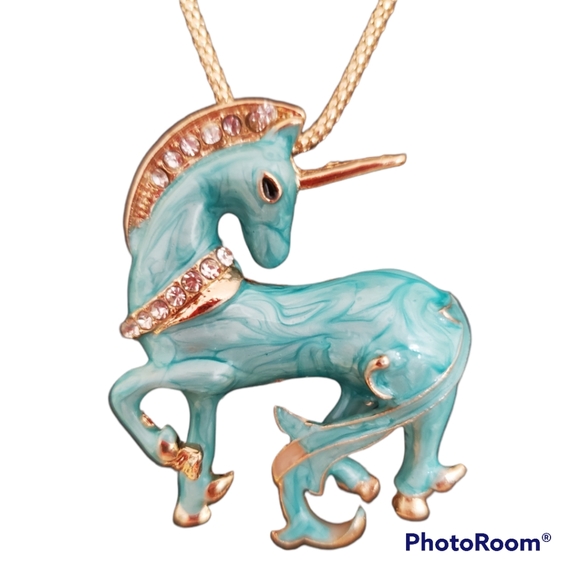 Vintage Jewelry - Unicorn Necklace Blue Enamel Gold Tone - girl, fairy, cute